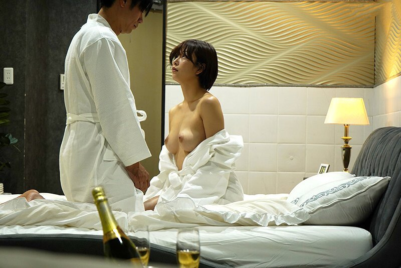 STARS-730 Mana Sakura's first affair